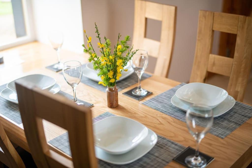 Cosy & Rustic Retreat - Woodland Cottage. Nairn Exteriér fotografie
